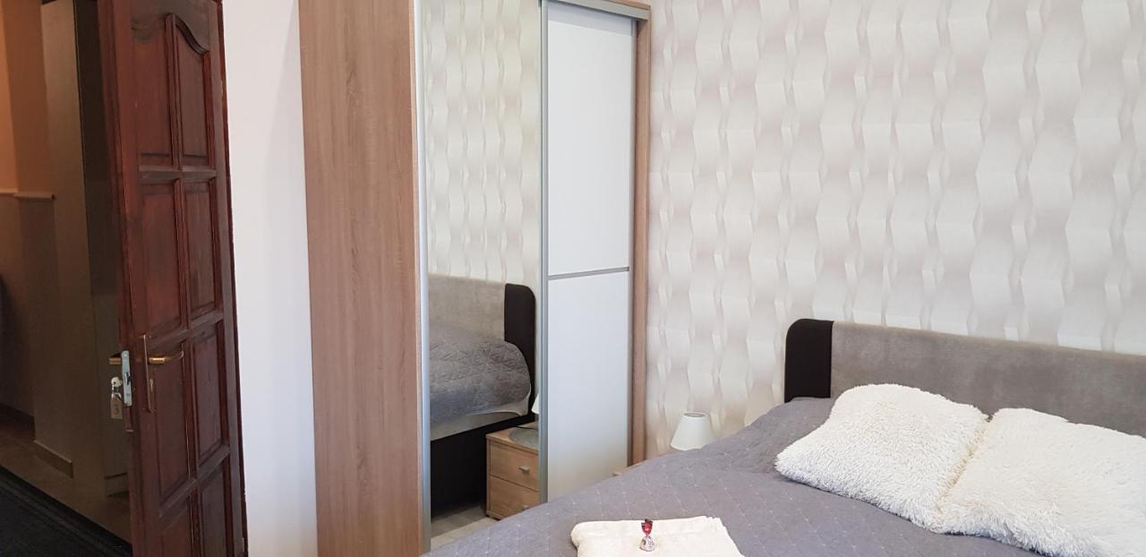 Rozsa Apartmanhaz Szeged Exterior photo